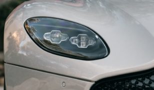 Aston Martin DBS Superleggera Volante