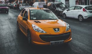 Vauxhall VX220 Is To Be Admired and Driven Insanely!